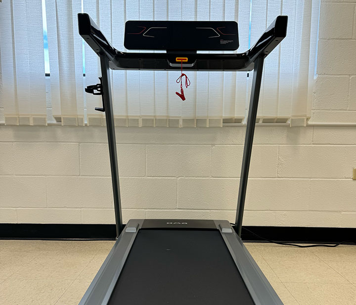 State-of-the-art treadmill in the Jackupuncture membership area, promoting cardiovascular health and endurance, captured with Membership-Treadmill-Snap.